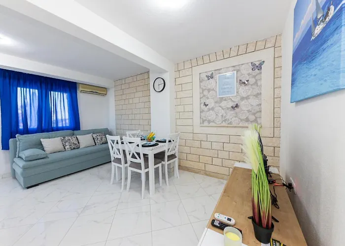 Apartmani Marin